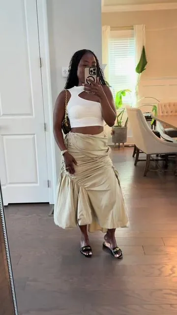 Such a cute lil outfit for the summertime 