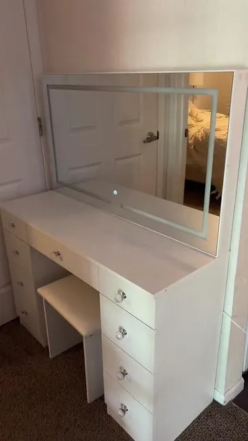 #makeup #makeupvanity #beautystation #vanity #ledmirror #musthave #fyp #vowner #beauty 