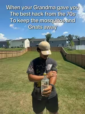 An OG BUG repellent that has lasted decades, keeps your skin soft while also keeping the bugs away. 😍#dealsforyoudays #skinsosoft #avon #avonskinsosoft #bugrepllent #mosquito #mosquitorepellent #mosquitobites