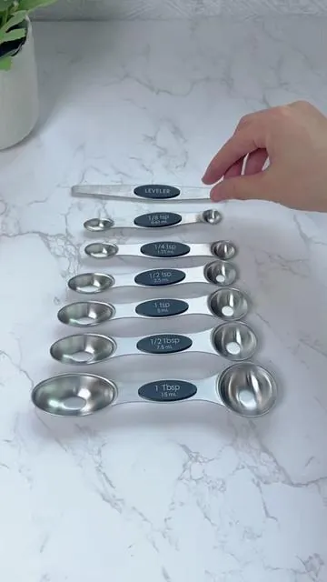Let’s get your magical measurements cups with big flash sales ✅❤️‍🔥💁🏻‍♀️#tiktokmademebuyit #dealsforyoudays #fyp #foryoupage #measurementtool #measuringcups #measuringspoon #measuringstuff #kitchenhacks #kitchengadgets #kitchenremodel 