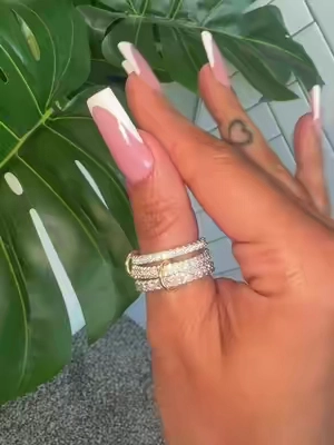 Stackable ring that’s perfect for mixing, matching, and creating your own unique style. #stackablering #daintyring #jewelrytrends #mixandmatch #everydayjewelry 