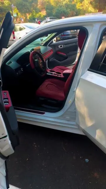 Me encanta 🥰 el color vino para el interior de mi auto ✨si a ti también te gustaría ver tu auto así puedes conseguirlo en el carrito anaranjado #carseatcover#universal#leather#caraccessories#auto#Honda#vino#shoping#online#viral#coverado#seatcar 