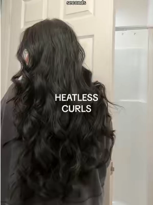 always the best way 🤭🫶🏼 #kitsch #heatlesshair #heatlesscurls #overnightcurls 