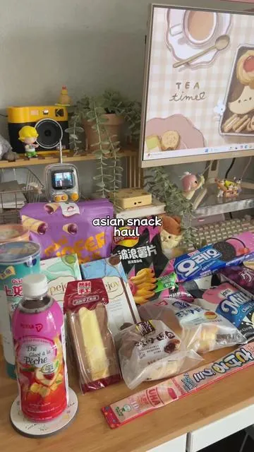 15 full sized asian snack variety!  which should i try first? 🤔💕 #asiansnacks #snackhaul #snackbox #tiktokshop #fypツ 