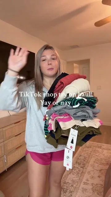 Fall tiktokshop try-on haul 🍂  #FallFashion #TikTokShopFinds #TryOnHaul #FallStaples #OOTDFall #ShopWithMe #FallVibes #tiktokstyle 