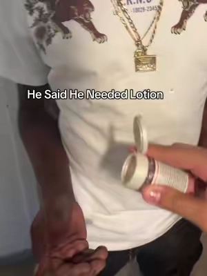 he didn’t know it was lotion #lotion #lotions #jergens #jergensburst #tiktokshop #jergenslotion 