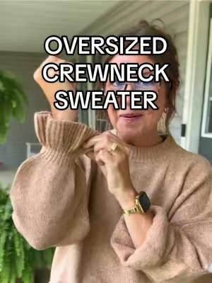 TOOK THIS ONE OUT OF THE PACKAGE SO FAST! Look past the wrinkles 👏🏻👏🏻👏🏻 #sweater #oversizedsweater #fallfashion #falldealsforyou #sweaterweather 