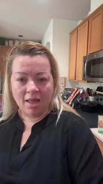 #ad #sassysBookreview #creatorsearchinsights #sassygeminimomma #viral 