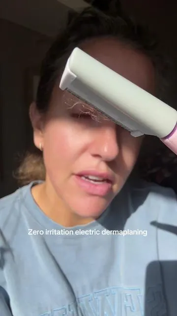 Love finding new gadgets I can’t live without. My skin has never looked better.  #dermaplane #dermaplaning #skincare #skincaretool #skincareroutine 