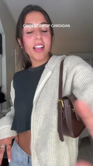 I got size small and it’s soooo comfy #fallfashion #fallsweaters #tiktokmademebuyit 