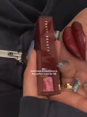 ITS JUST PERFECT 🐻🤎🍂 #fentybeauty #cherrylips #lipstick #glossbombstix #falllipcombo 