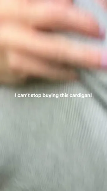 How many short sleeve cardigans is too many short sleeve cardigans?
#shortsleeve #cardigan #sweater #fallsweaters #sweaterweather @Uaneo 
