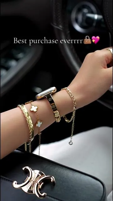 Love love love👑🌟#watchband #iwatch #tiktokshop #iphone #jewelry #bracelet #tiktokshopfinds#missair #tiktokshopbacktoschool #fyp#gold#silver