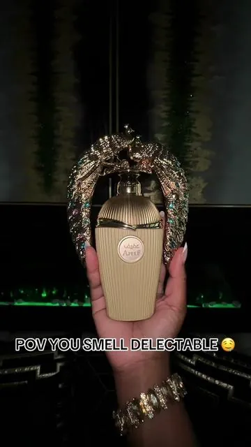 I brought it because of the bottle, but I kept it because of the fragrance wow 10/10 #perfume #perfumetiktok #perfumes #perfumetok 