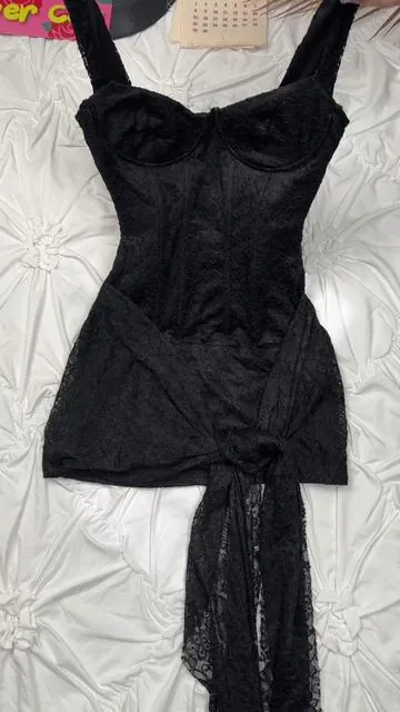 absolutely stunning ✨🫶🏻 the lace is so soft & stretchy 🥹 cannot wait to wear it on my birthday #lacedress #tankdress #brithdaydress #dress #spotlightfinds #tiktokmademebuyit #tiktokshoplabordaysale #tiktokshopcreatorpicks #TikTokShopRestock #tiktokshopblackfriday 