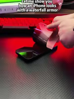 “Try this screen protector once, and you’ll love it—because it’s just that easy. Snap it on, and in 15 seconds, you’re done!”#foryoupage❤️❤️ #screenprotector #losangeles #fyp #onefish 