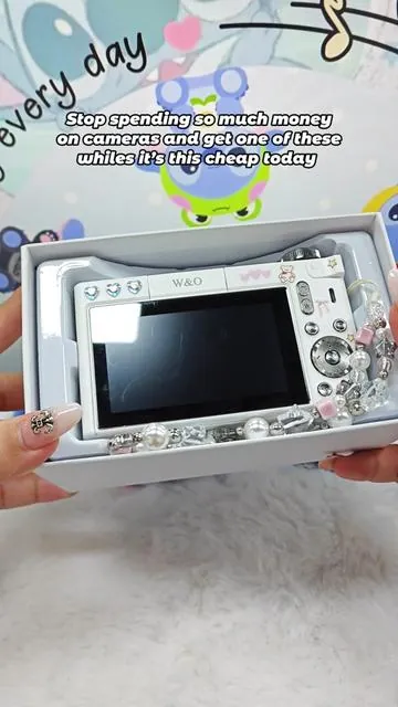 Omgggggg! I love this cuteeee 😊🥰#dealsforyoudays #digitalcamera #menmories #deals #fyp #summerneeds #retrocamera #fypシ #TikTokShopSummerTurnUp #ccdcamera #fypシ゚viral #studentcamera #flashsale #tiktokshoprestock 