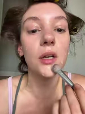 why does this brush work better than all of my other makeup brushes?!? #makeupbrushes #bkbeautyconcealerbrush #concealerbrush #bkbeautybrushes 