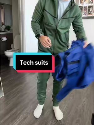 5’8 160 size M #tracksuit #techsuit #sweatsuit #workoutset #zipup