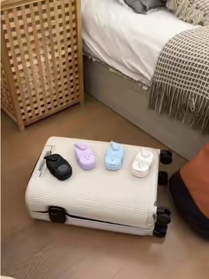 On the road, on a trip, or just out for the day? This mini power trip is awesome!#travel #plug #powerstrips #fastcharging #extentioncord 