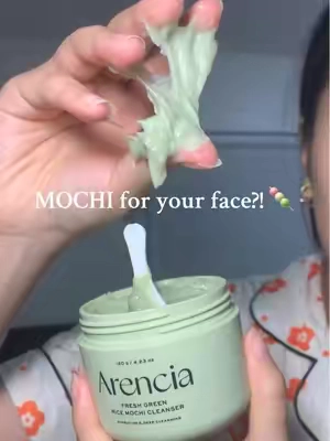 your acne breakouts, blackheads, and pores will never look the same after this mochi cleanser 🍡  #arenciamochicleanser 
#kbeauty 
#glassskinroutine 
#koreanskincare #tiktokshopcreatorpicks 