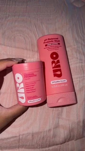 EVERY women needs this bundle!!! Both of these together are gonna help you never have to deal with a fish market down there again. They’re gonna help your 🐱 remain fresh and clean! #uroprobiotic #phbalance #femininewash #femininehygieneproduct #hygienetips 
