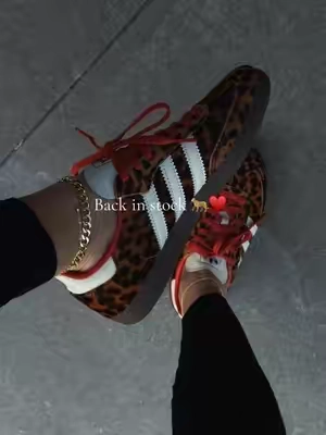 Some sizes restocked!  I sided down 1/2 size. #leopardprint #sambas #sambaog #sneakers #womenshoes 