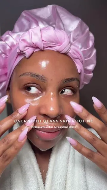 Baby yall know I LOVE me some Medicube but I have to be honest! The kojic acid set has to be my FAV of all time. Look at how good I look on the wakeupppp. 😭😍😍 This line is set to target hyperpigmentation and post acne marks. #medicube #kojicacid #hyperpigmentation @medicube US Store @medicube global 