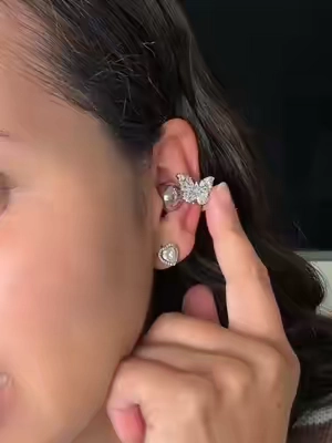 Profesor es solo un arete 🤭