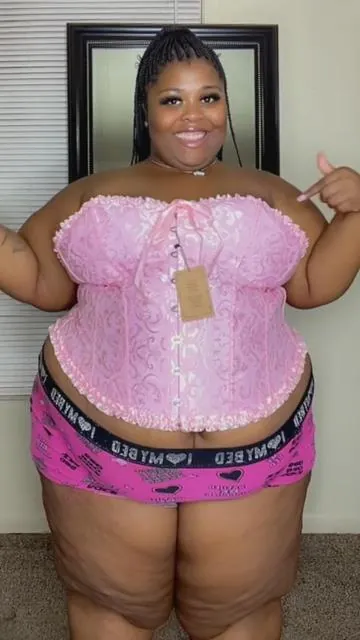 I’m Wearing A Size 7XL 😍 Click The Link 🔗 Above My Name To Check It Out 🥰 #TikTokShop #TikTokShopFind #TikTokShopFinds #Bengup #Corset 