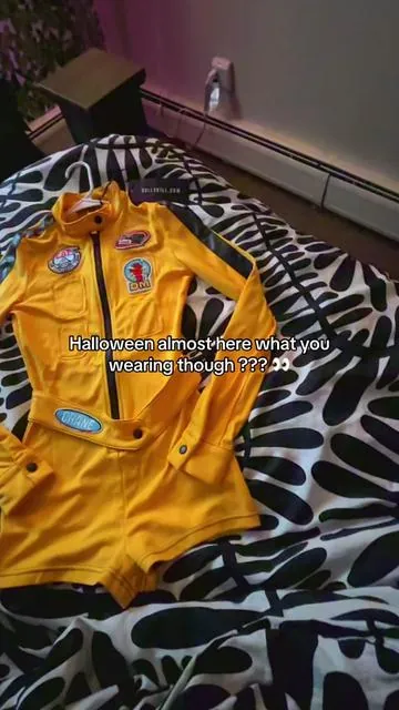 I got a few, but this one my favorite 🤭 #halloweencostume #killbill #tiktokshopcreatorpicks 