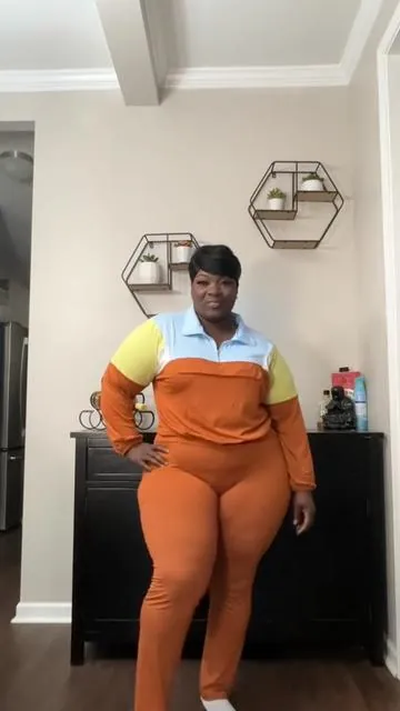 Two Piece Set Multicolor eat down 👏🏾 #fallfashion #plussizefashion #tiktokshop #creatorsearchinsights #tiktokmademebuyit 