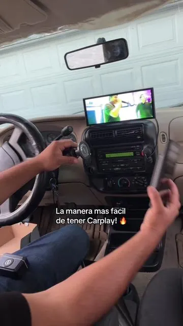 Este wire less CarPlay so valio la pena! 🔥 #carplay #carplayscreen #wirelesscarplay #carplaysystems #lamttocarplay 