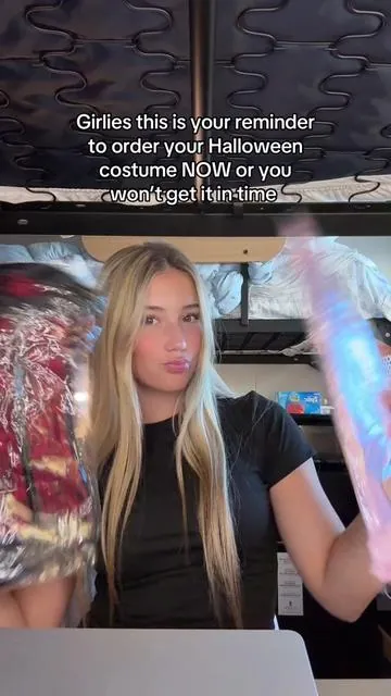 Selling out too #halloween #halloweencostumes #corset #corsetcostume 