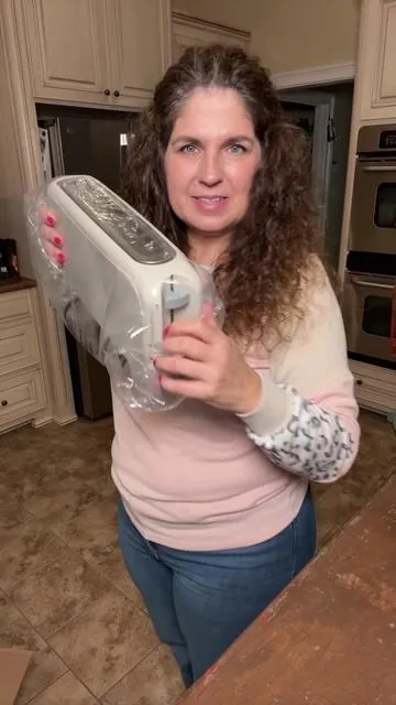 Why did it take so long to get this slim toaster? #toaster #smallspacesolutions #tiktokshopcreatorpicks #tiktokshopblackfriday #tiktokshopcybermonday 