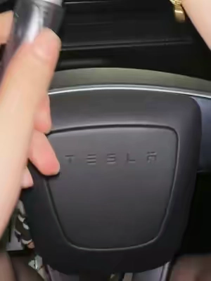 #windshieldcleaning #windshieldcleaner #carcleaning #tesla #tiktokshopfalldealsforyou 