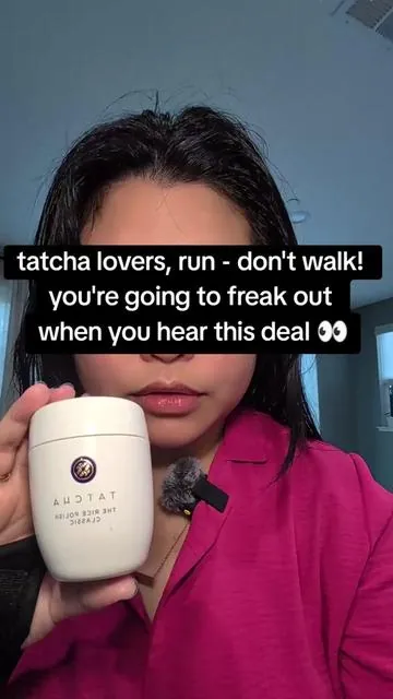 🚨 Tatcha lovers, RUN don’t walk! Normally $68 each but QVC has TWO for $68 😱 Gentle rice + papaya + silk exfoliator = soft glowy skin ✨ Tap the cart before it’s gone 💕” #TatchaRicePolish #TatchaSkincare #LuxurySkincare #GlowySkin #TikTokShopFinds 