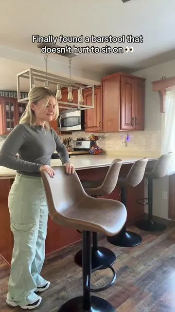 Proof comfort doesn’t have to ruin your aesthetic #barstool #homedecor #interiordesign #tiktokshopblackfriday #tiktokshopcybermonday #chair #diningroom #tabletop 