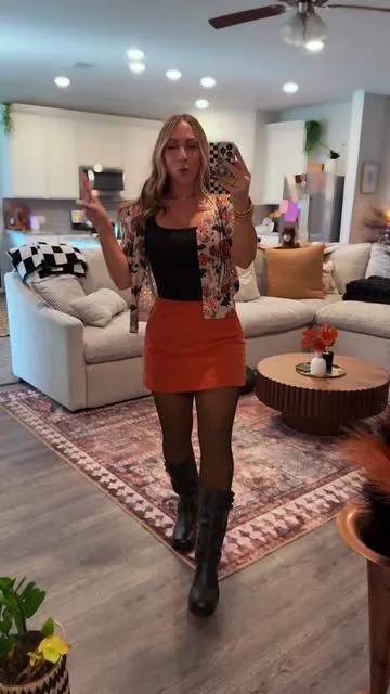 Sunday activities 🎃 #tiktokshopblackfriday #tiktoksgopcybermonday #tiktokshopcreatorpicks #falldealsforyou #pumpkinpatchoutfit 