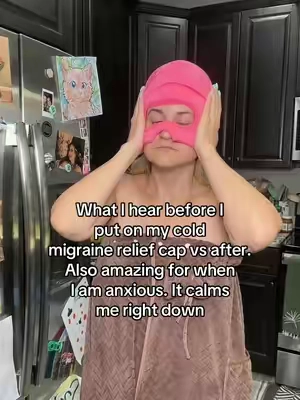 This migraine relief cap has honestly been one of my best finds and hands down one of my best purchases #headache #headacherelief #coldplunge #facemask 