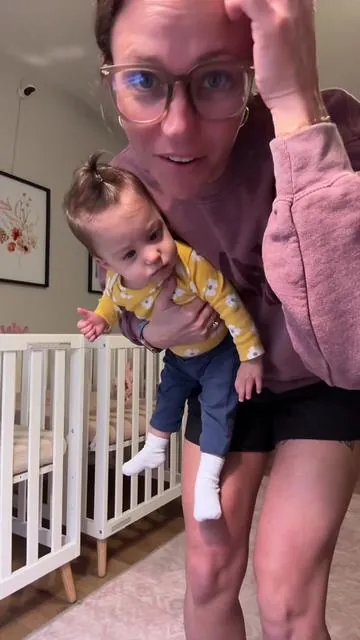 Calling all content creators (big or small). This face tracking, 360 degree rotation tripod is changing the game for me! #fyp #tripod #facetrackingtripod #momcontentcreator #contentcreatortips 