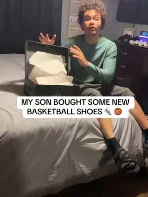 affordable too…. ok i ain’t mad at it #kyrieirving #anta #kyrieirvingshoes #basketballshoes 