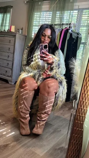 I finally got these boots.. Now I need all the colors 