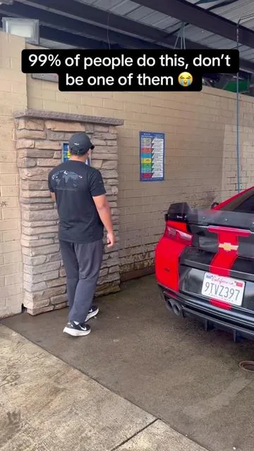Dry your car in seconds with the Neatly Towel. Its ultra-thick microfiber design holds up to a gallon of water, leaving no streaks or scratches. Perfect for detailing, washing, or quick touch-ups—get that flawless finish every time.

#CarCare #Detailing #NeatlyTowel #CarWash #AutoDetailing 