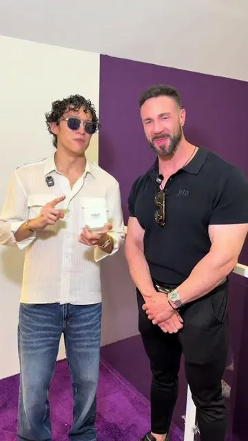 Khadlaj Shiyaaka Snow is Noel Approved ❄️✅ #fragrancetok #perfumetok #perfume #lvimagination #ombrenomade 