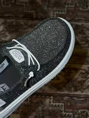 So much shimmer! #heydudes #heydudeshoes #sparklyheydudes #tiktokshopcreatorpicks #tiktokshopblackfriday 