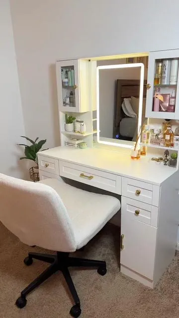 this vanity is the perfect gift for girls or women!! #teengiftideas #TikTokShopCyberMonday #SuperBrandDayBFCM #TikTokShopBlackFriday #vanity 