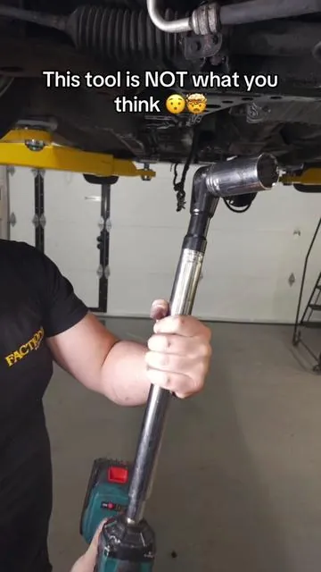 This is not just another ratchet, this tool is a complete game changer for getting into hard to reach places! #mechanic #tooltesting #toolreview #musthave #diymechanic #cartok 