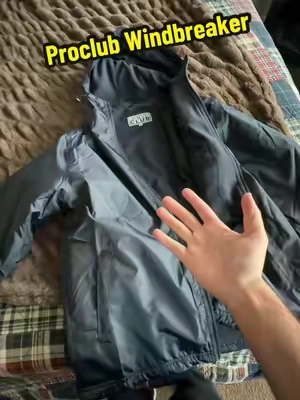 Perfect jacket for cold weather  #windbreakerjacket #jacket #tiktokshopcreatorpicks #tiktokshopholidayhaul #tiktokshopblackfriday 