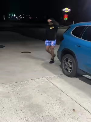 Tried jumping in the vid for the link #shakawear #sweats #baggysweats #tiktokshopcreatorpicks #tiktokshopblackfriday 